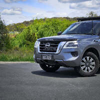 Trailbait Behind Grille Light Bar Bracket - Nissan Patrol Y62 2013-2024