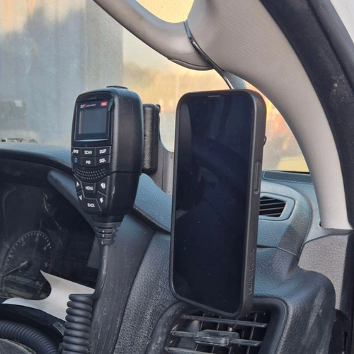 GMF 4X4 Phone and UHF Mount - Isuzu D-Max RG 8/2020-2024