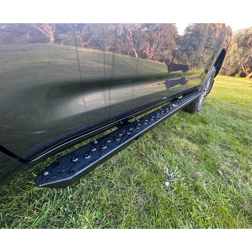 Offroad Animal Rock Slider Side Steps - Suits Toyota Landcruiser 300 Series 2022-On Excluding GR Sport