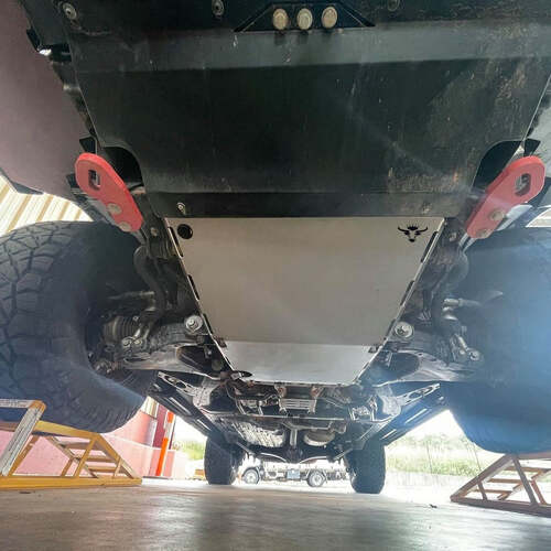 Scrub King 4mm Stainless Steel Front/Sump Bash Plate - Suits Landcruiser 200 Series 2017-2021