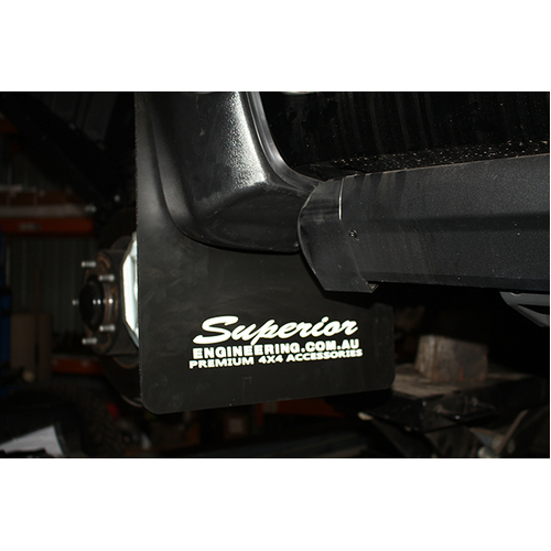 Superior Engineering Front Mudflap Kit - Suits Toyota Landcruiser 200 Series 2016-2021 Facelift 