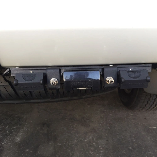TLR Multi Trailer 3 Plug Bracket - Suits Toyota Landcruiser 200 Series 2007-2021